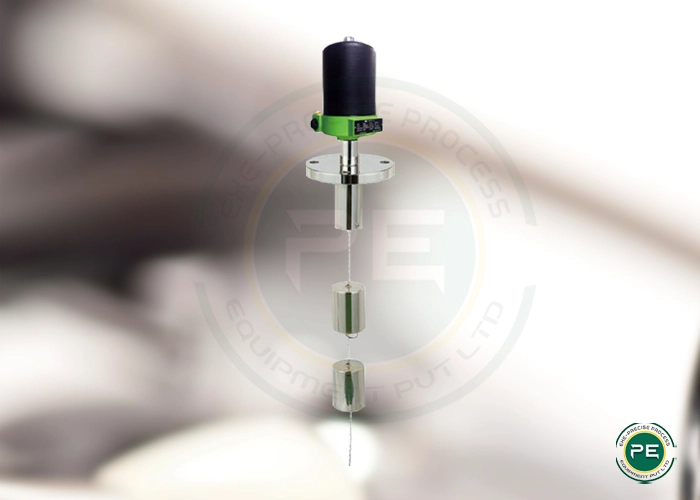 Top Mounted Displacer Level Switch